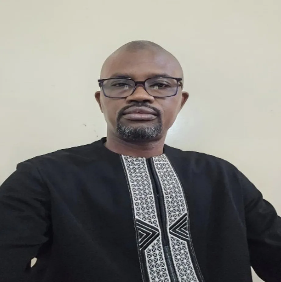 أليون بادارا نيان